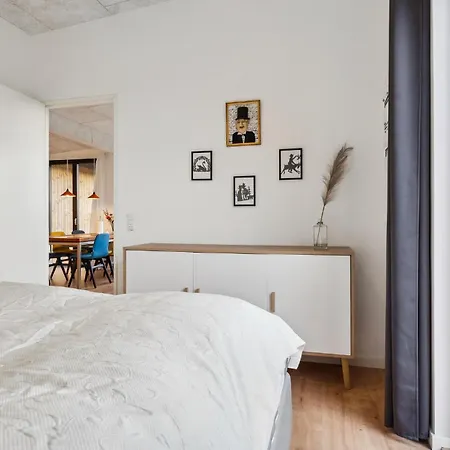 Awesome In With Kitchen Holiday home